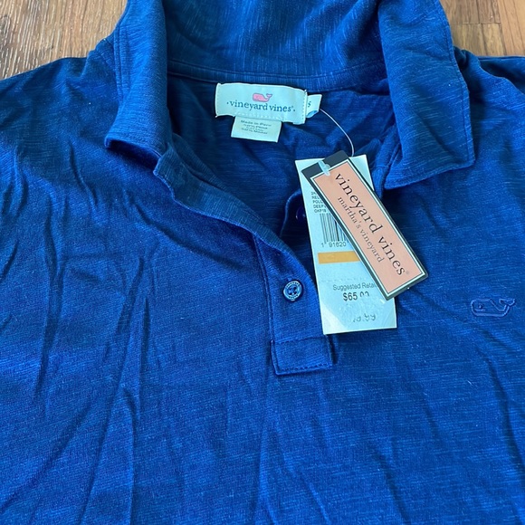 Vineyard vines size small polo - Picture 2 of 5
